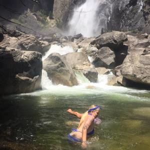 Meet your Posher, Cami